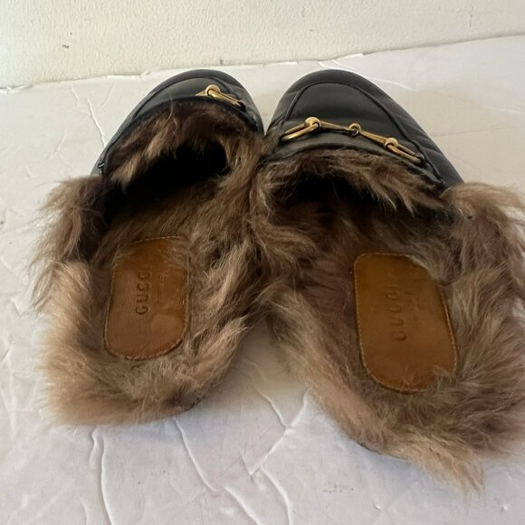 Gucci Black Leather Mules with Gold Detail - Picture 4 of 7